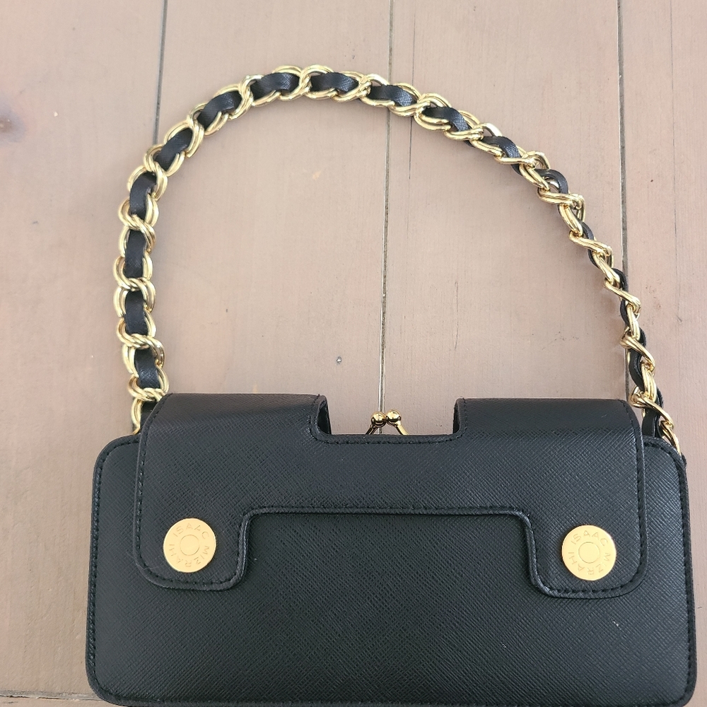 Isaac Mizrahi black shoulder chain purse